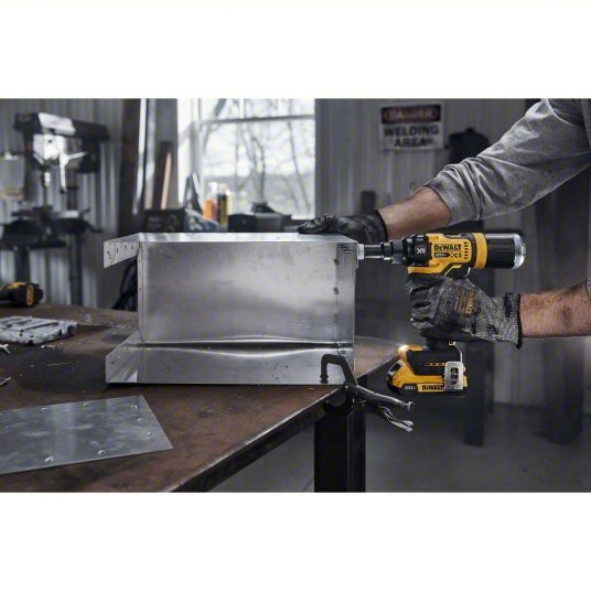 DeWalt DCF403D1 Cordless Rivet 49/50 in Stroke Lg, 2,100 lb Pulling Force, 3/16 in Blind Rivet Dia. Steel, 2.0 Ah - KVM Tools Inc.KV810XE2