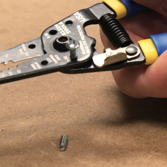 Klein 11055 Wire Stripper 18 AWG to 10 AWG, 7 1/8 in Overall Lg, Std Cushion Grip, 20 AWG to 12 AWG, 6 - 8 in - KVM Tools Inc.KV3PB81