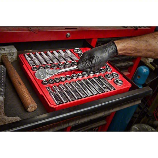 Milwaukee 48 - 22 - 9010 47pc 1/2" Drive Metric & SAE Ratchet and Socket Set - KVM Tools Inc.KV55KM74