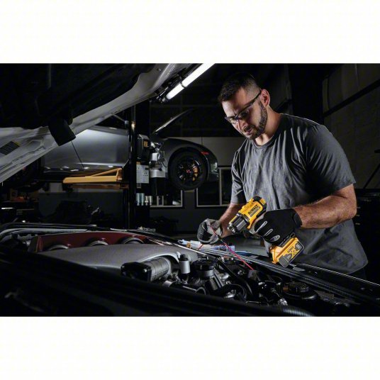 DeWalt DCE530B Heat Gun 20V DC, 500° to 750° F, 6.7 cfm Air Volume - KVM Tools Inc.KV499M15