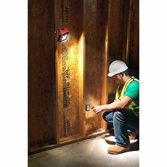 Milwaukee 2364 - 20 Work Light M12™, Work Light, 1,000 lm Max., 3 Modes, 5 3/4 in Max. Ht, 12V DC - KVM Tools Inc.KV49JU90