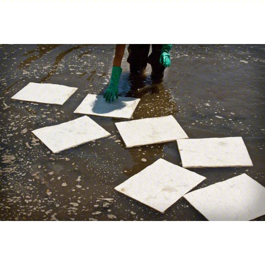 Brady ENV100 Sorbent Pad 42 oz Volume Absorbed Per Pad, Polypropylene, White, Bale, 100 PK - KVM Tools Inc.KV1HUA8
