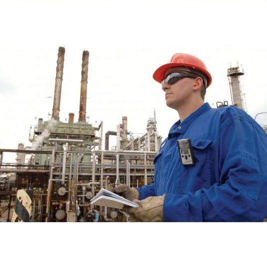 Industrial Scientific 18100060 - 6 Single - Gas Detector IP64, GasBadge Pro, Lithium, LED - KVM Tools Inc.KV8Y885