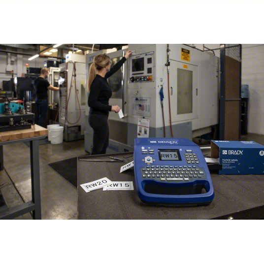 Brady M710 - KIT Portable Label Printers Basic Labeling Kit, No Wireless Connectivity, 2" - KVM Tools Inc.KV803TT5