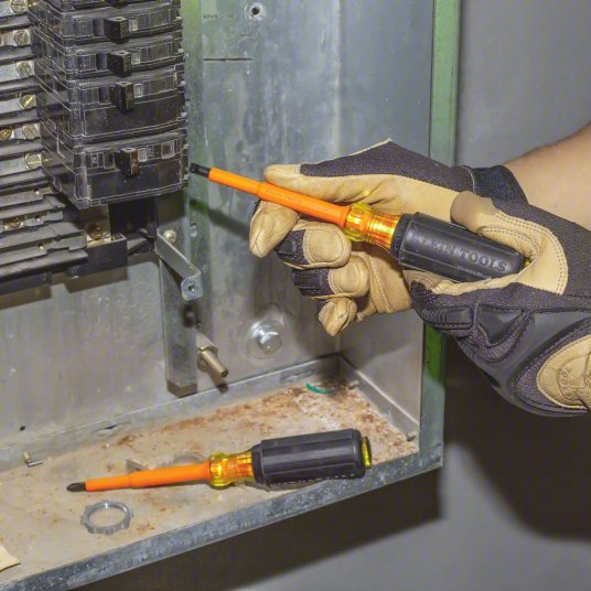 Klein 33532-INS ESD Safe Insulated Screwdriver Set 2 Pieces, Phillips/Slotted Tip, 1/4 in Tip Size - KVM Tools Inc.KV1AHE5