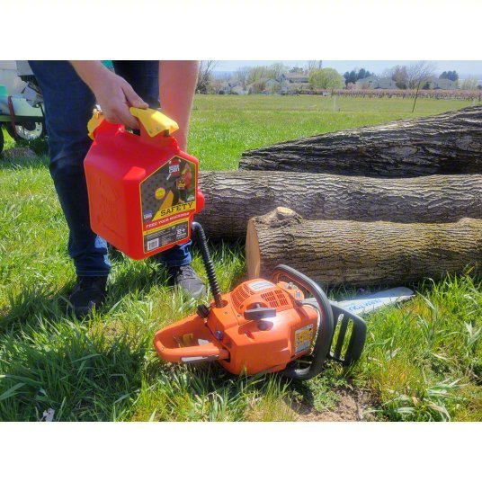 Surecan SUR5SFG2 Gas Can 5 gal Capacity, Gasoline, HDPE, Red - KVM Tools Inc.KV489N01