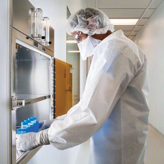 Kimberly-Clark 10019 Disposable Lab Coat SMMMS, Mandarin Collar, Snaps Closure, 2 Pockets, Open Cuff, M - KVM Tools Inc.KV4WXY3