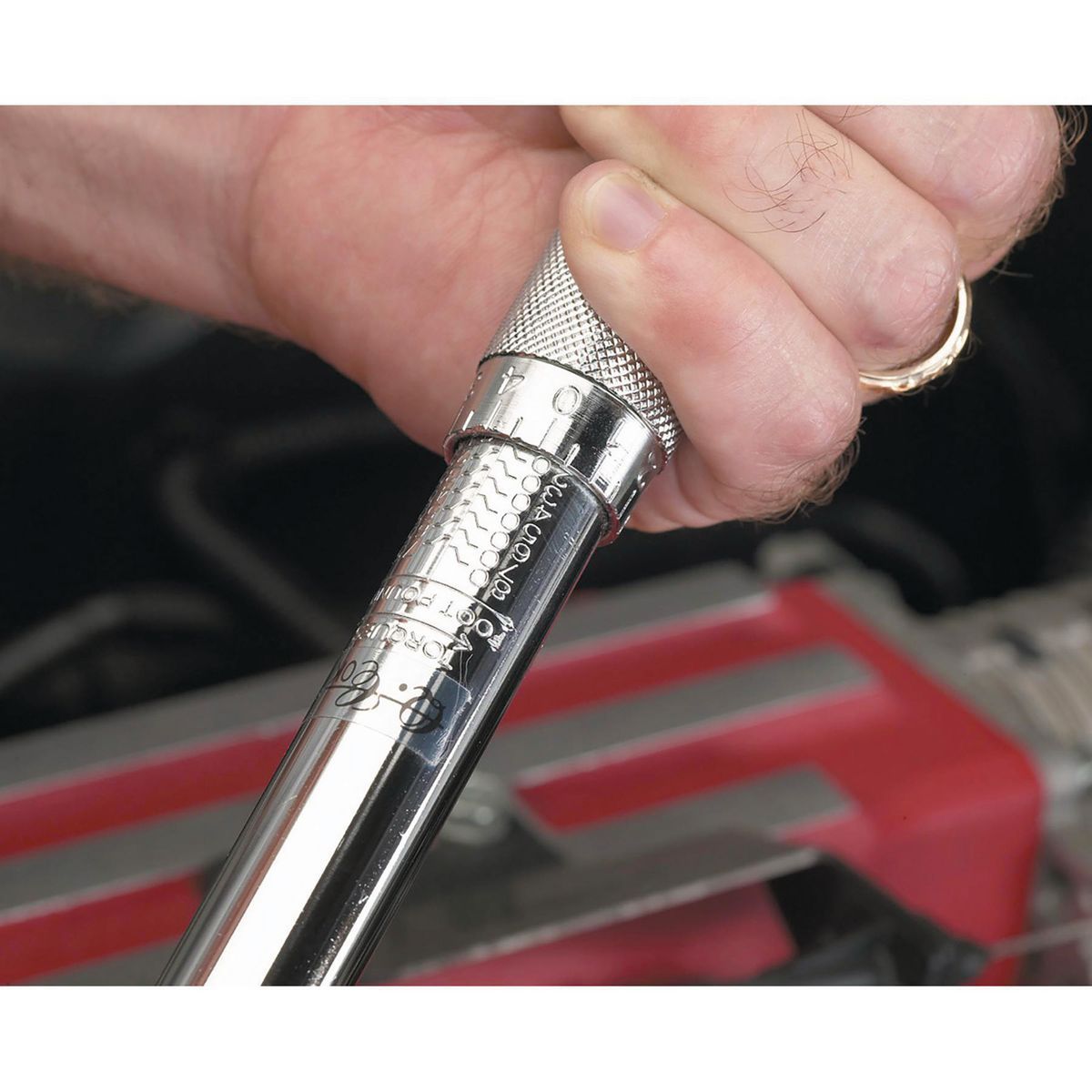 Pittsburgh Pro 63880 3/8 in. Drive 5-80 ft. lb. Click Torque